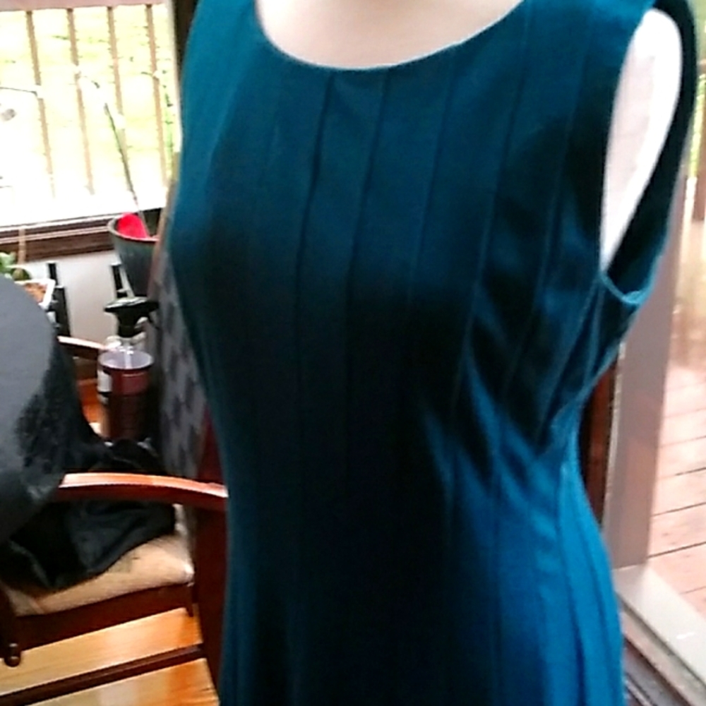 Jessica Howard Deep Green Sleeveless dress-10-like new